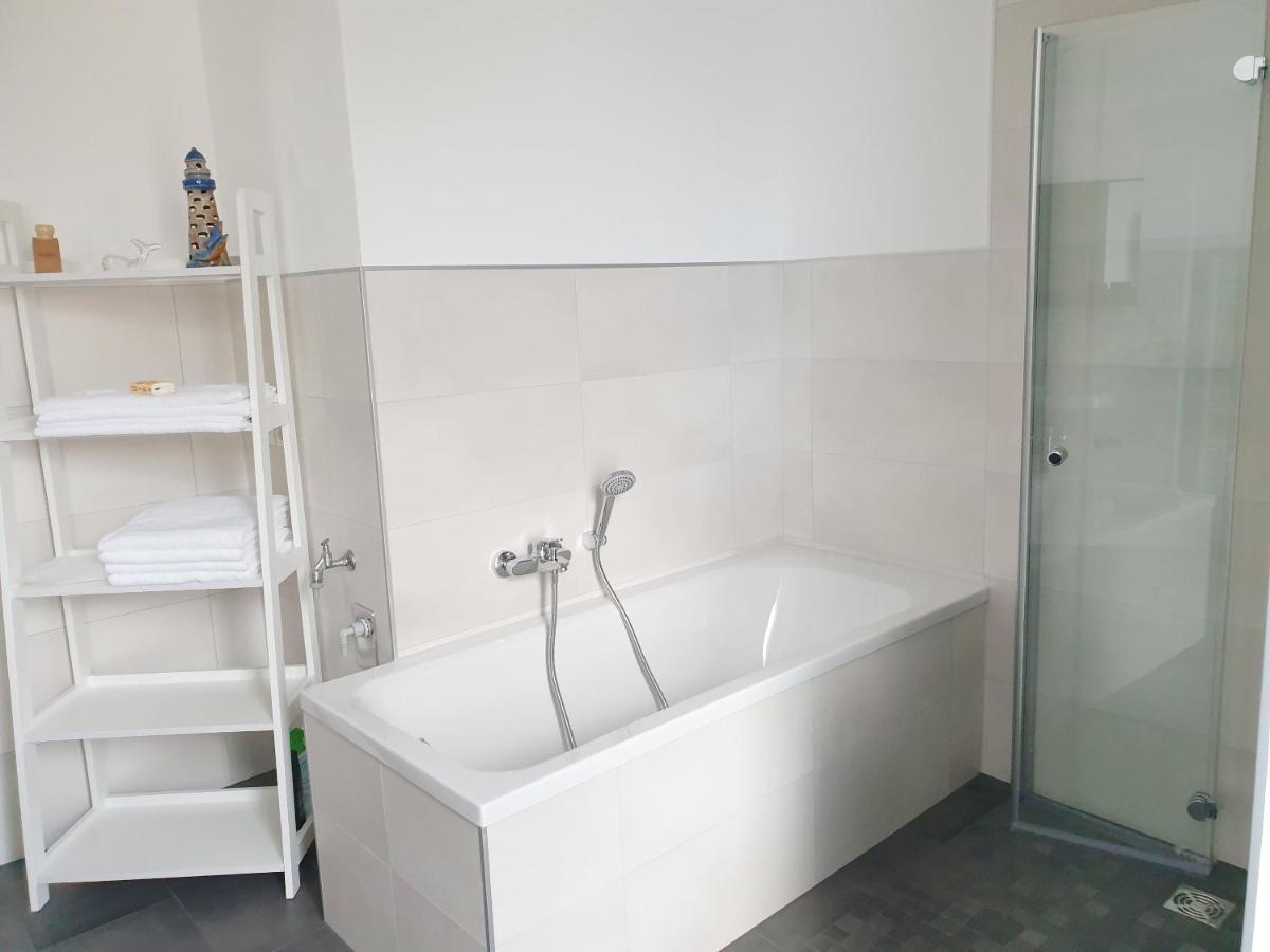 Ferienwohnung Zur Flatter-Ulme Weisswasser Buitenkant foto